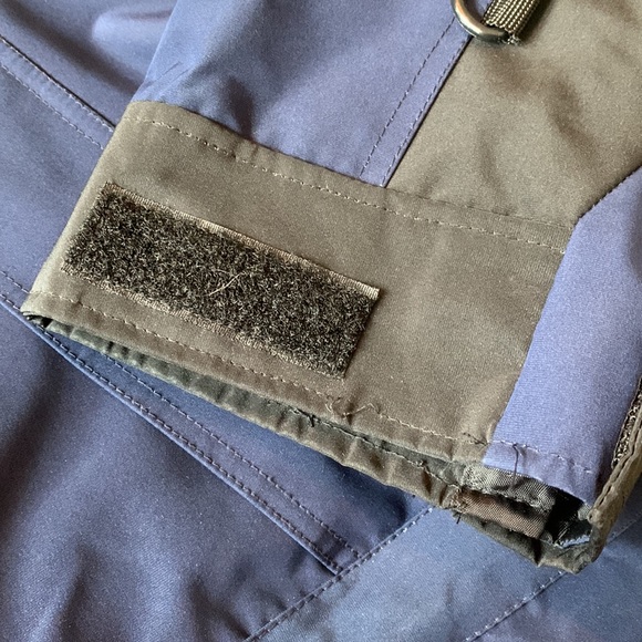 The North Face - Gore-Tex rain jacket. - Picture 4 of 9